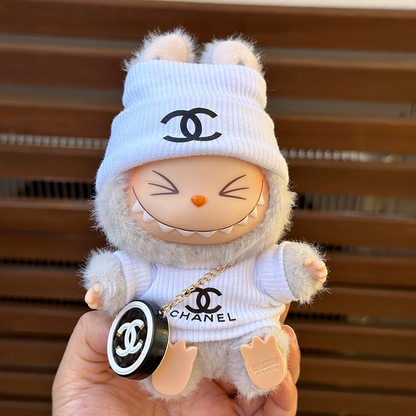 Little Monsters: Pure Style in White & Chic